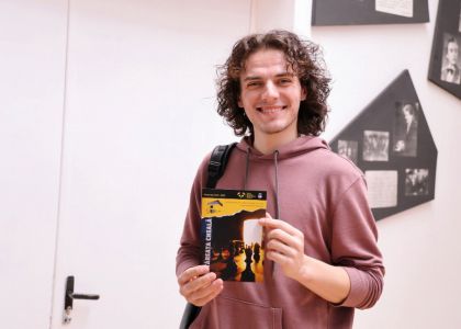 Spectacolul „Cântăreața Cheală”, de Eugène Ionesco, în regia lui Alex Bogdan a participat la Reuniunea Teatrelor Naționale Românești din Chișinău