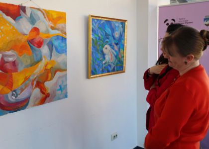 Vernisajul expoziției „Culori răsfirate” - Monitorul de Suceava